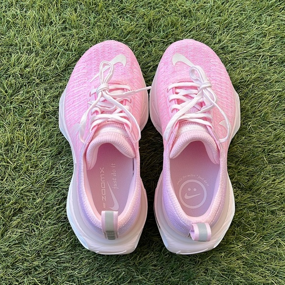 Nike ZoomX Invincible Run 3 Wide - Picture 4 of 5